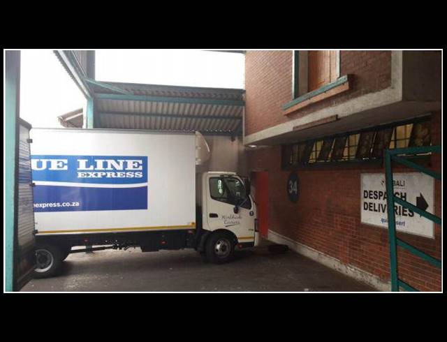 1,000M² FACTORY TO LET IN PAARDEN EILAND